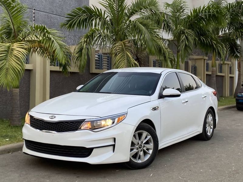 Thumbnail 6 of 2016 Kia Optima